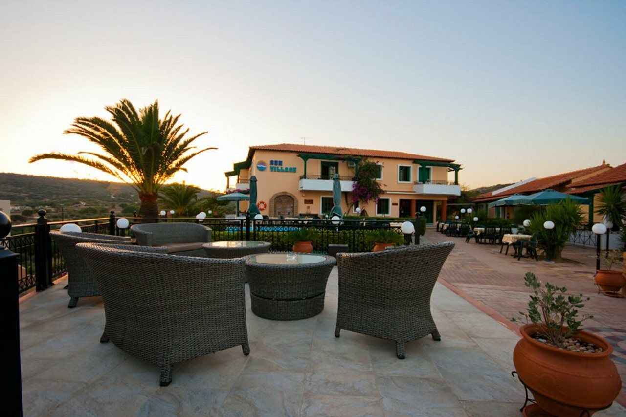 Sun Village Hotel Apartments Megás Limniónas Exterior foto